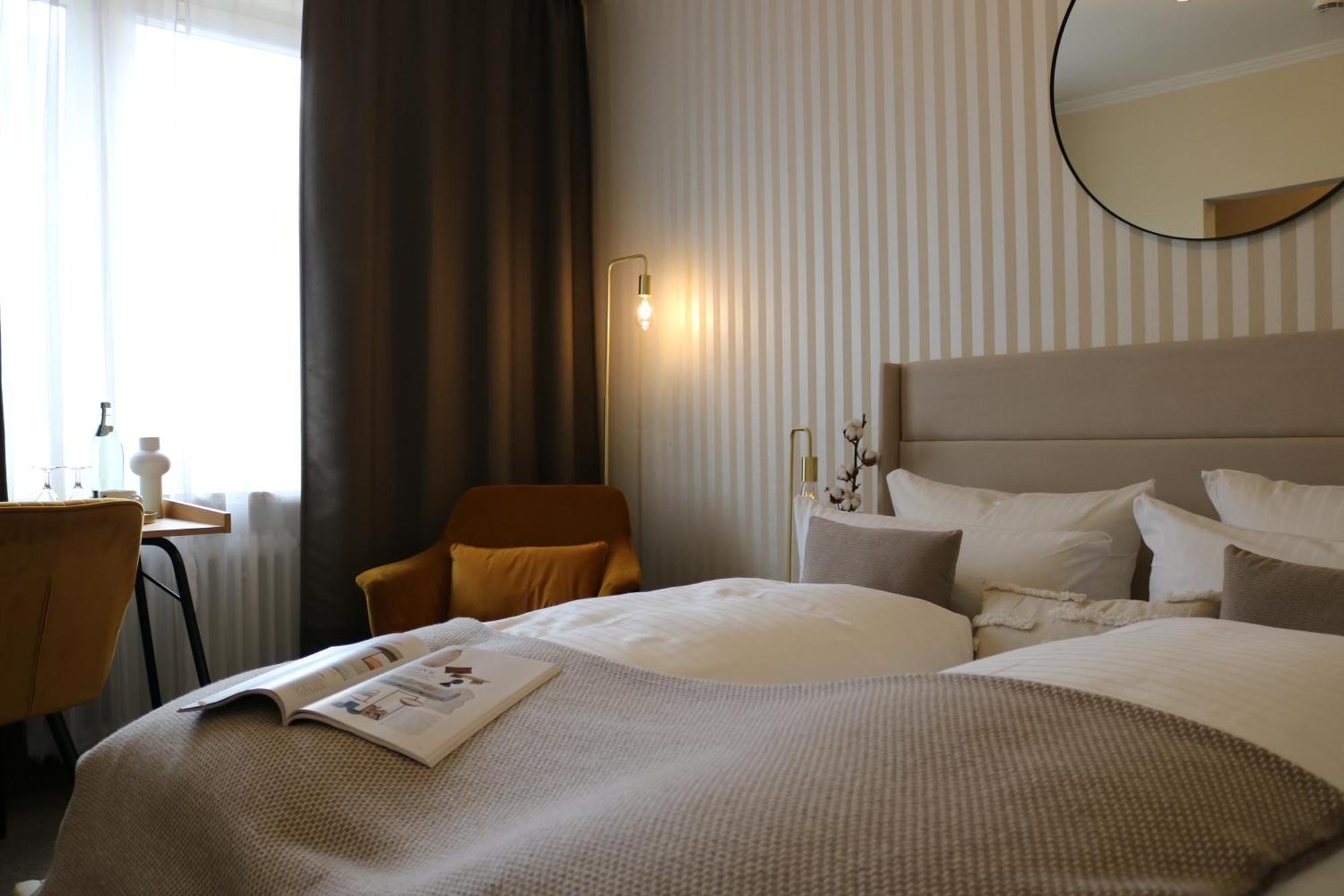 Hotel Stadt Hamburg Bad Salzuflen Ngoại thất bức ảnh